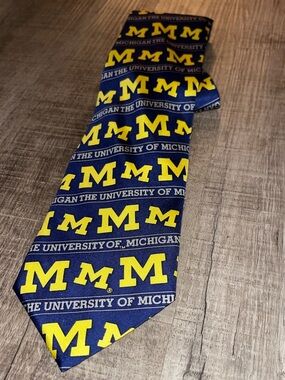 Collegiate Products University of Michigan Wolverines Necktie Blue Yellow NWT